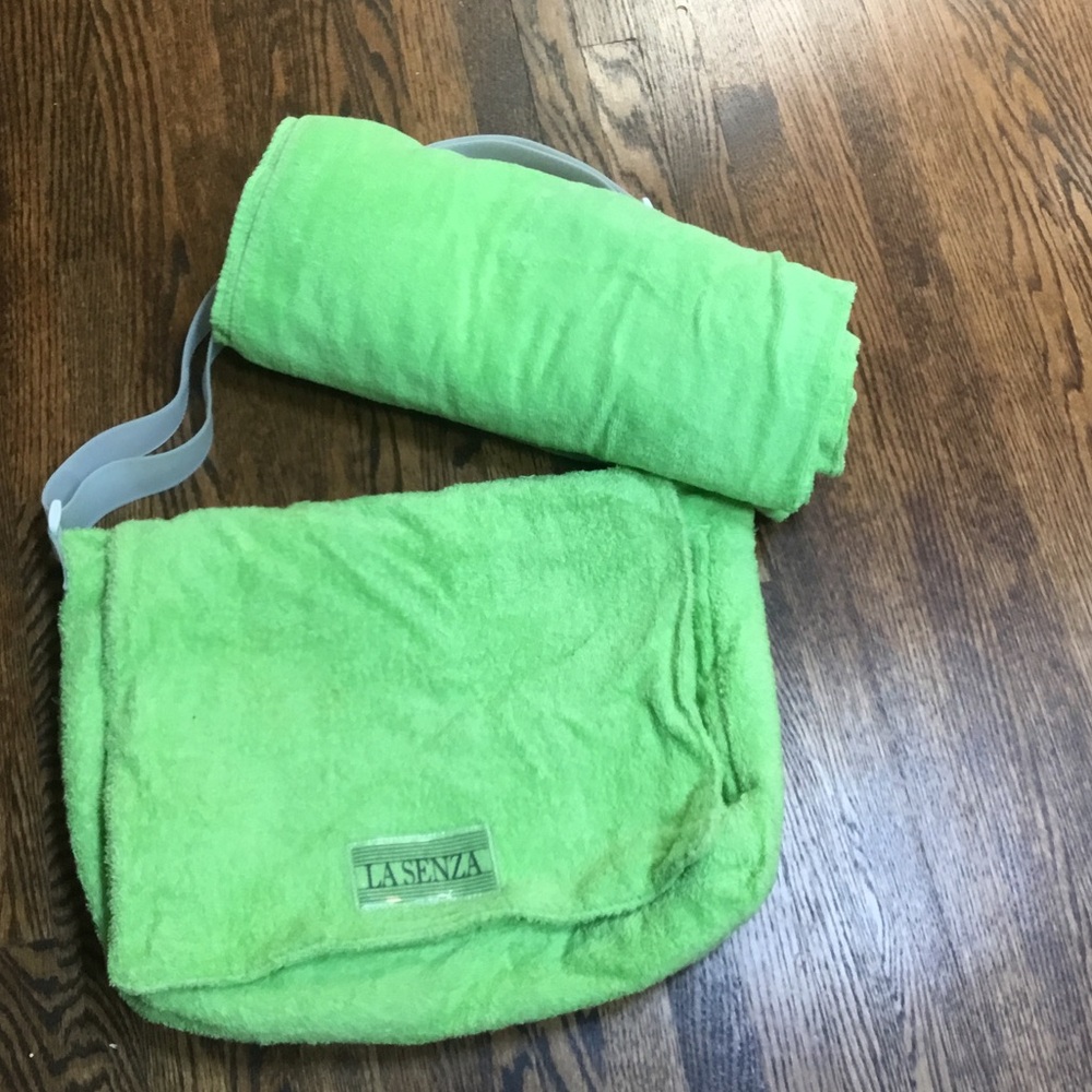 La SENZA Bright Lime Green Terry Cloth Beach Bag & Matching XL Towel Set